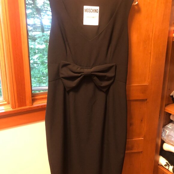 Moschino Black Front Bow-Detail Cocktail Dress - Picture 3 of 7